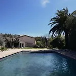 Le Clos Saint Jean, Vue Cite, Piscine Et Parking * קרקסון