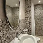 Le Clos Saint Jean, Vue Cite, Piscine Et Parking דירה קרקסון
