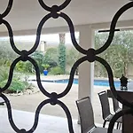 Le Clos Saint Jean, Vue Cite, Piscine Et Parking דירה