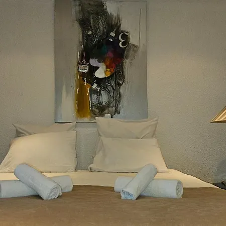 Apartamento Le Clos Saint Jean, Vue Cité, Piscine Et Parking Carcasona